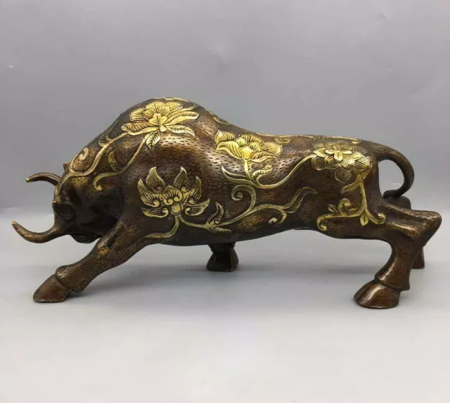 China Tibet Buddhism Bronze Gilt Flower Bullfight Statue 0314