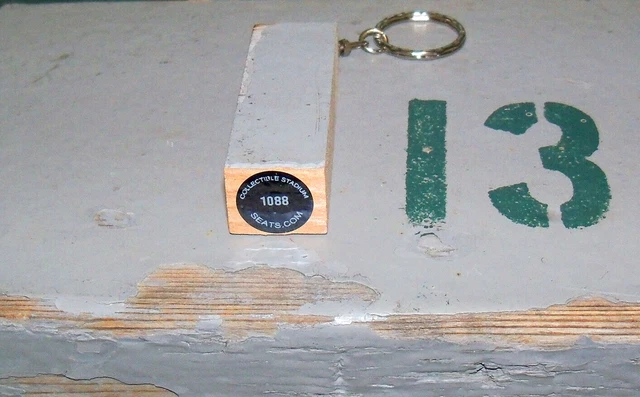 ⚾ BUSCH STADIUM SEAT KEY RING St. Louis Cardinals Musial McGwire Brock Hornsby ⚾