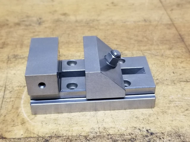 Hermann Schmidt VO-1 1/2 precision machinist vise 1-1/2" Jaw Excellent!