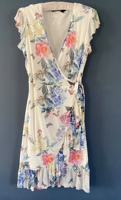 Lipsy amelia print hot sale floral wrap dress