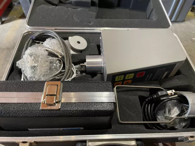 Brookfield LVDVII+ Viscometer DV-II+ Spindles and Extras Brookfield LVDVII+ Viscometer DV-II+ Spindles and Extras