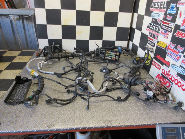 11 12 2011 2012 FISKER KARMA fuse wire harness loom wiring  box