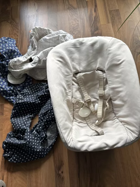 Stokke Tripp Trapp Newborn Set mit Spielzeughalter