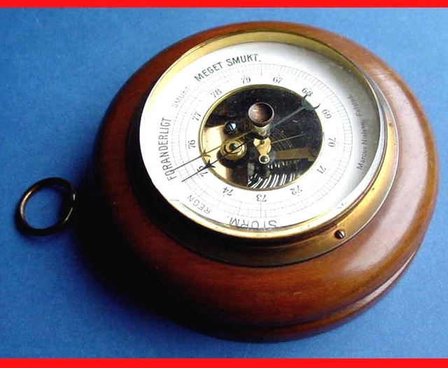Antikes Wandbarometer Holz sichtbares Werk O762
