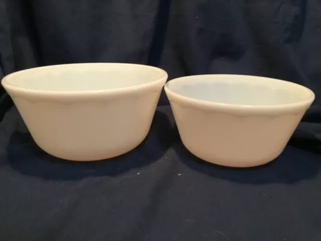 Prepware 2-Piece Milk. Glass Mixing Bowl Set