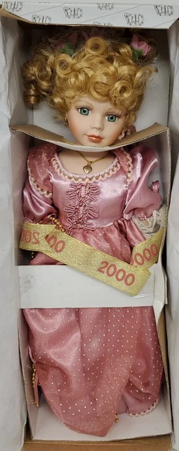 Heritage Signature Collection 2000 Millennium Porcelain Doll Girls Crystal w/Box