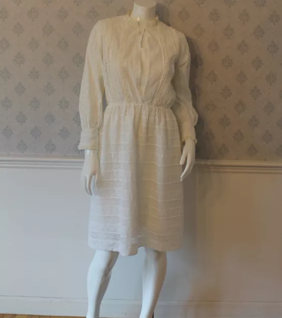 Vintage White Eyelet Cotton Long Sleeve Women's Dress