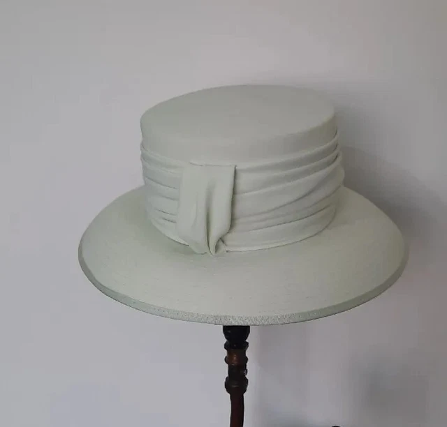 . cappelli condizioni cappello da sposa madre delle corse verde nuovo