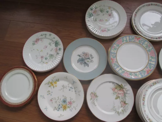 Fine Selection Of 9" And 10.5" Mismatch Dinner Plates All At £3 Each 2