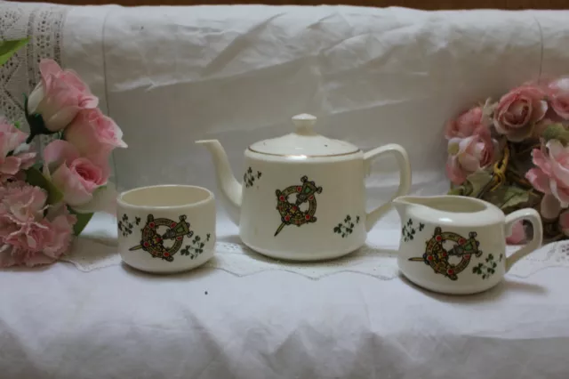 Lovely Vintage Carrigaline "Tara Brooch"  Shamrocks Tea Set Pot, Milk & Sugar 45