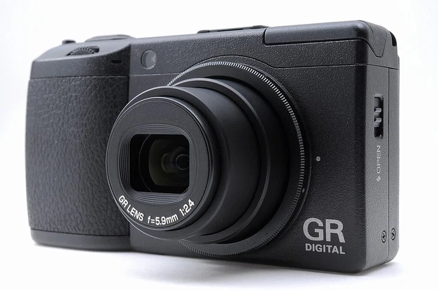 MINT Box / 302 Shots RICOH GR DIGITAL II 10.1MP Digital Camera Black  JAPAN #3 2
