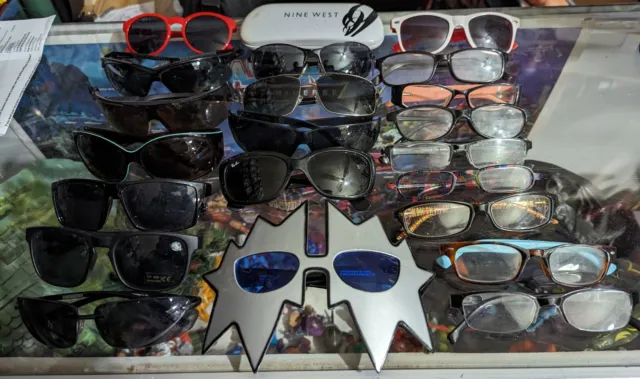 Sunglasses & Reading Glasses Lot That Includes Ray Ban, Locs, White Claw & More!