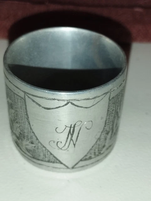Rond De Serviette Argent Minerve - Décor Trèfle Et Fleur Résille - Vintage France