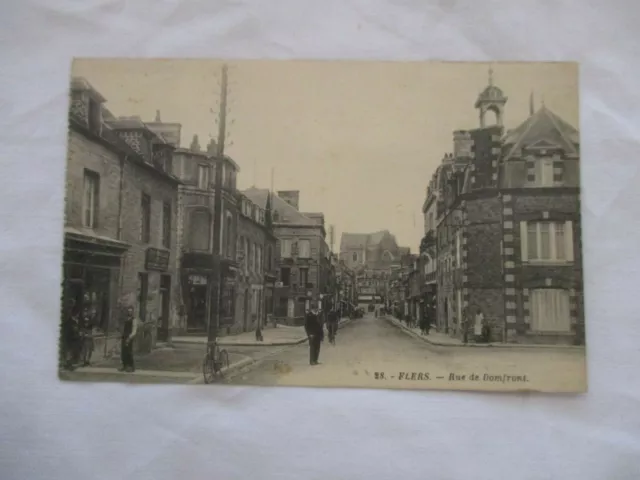 Cpa Orne 61 Flers Rue De Domfront