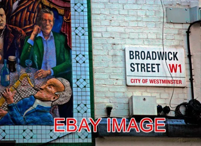 Photo  London Broadwick Street Street Sign On The Corner Of Broadwick Street & C