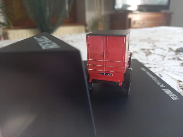 Renault 8cv 2 Cylindres 1906 Ixo 1/43 4