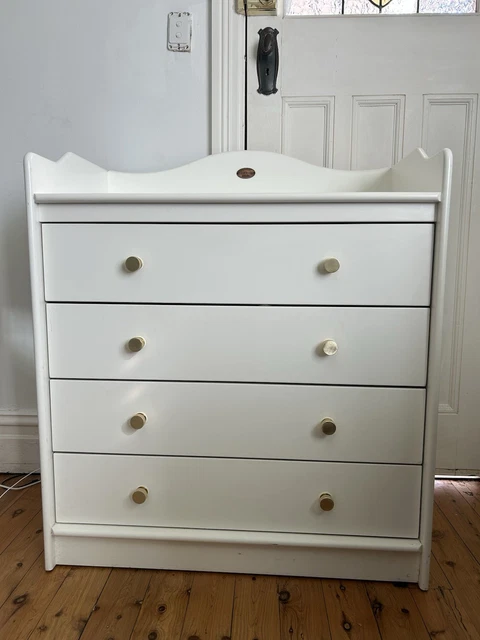 BOORI COUNTRY COLLECTION with Storage Dresser with top change