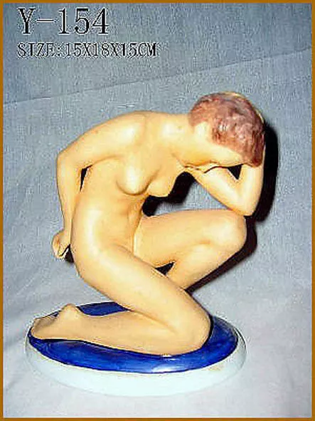 Porzellanfigur Porzellan Figur Akt Frau Y154