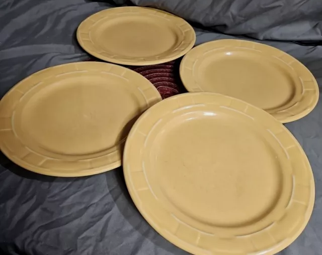 Longaberger Butternut Yellow Dinner Plates 4 Woven Traditions 10"