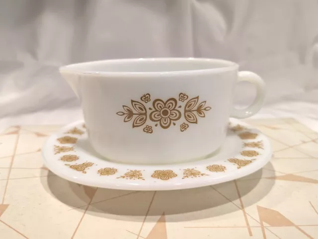 Vintage Pyrex Corning Corelle Butterfly Gold Sauce/Gravy Boat with Drip Plate