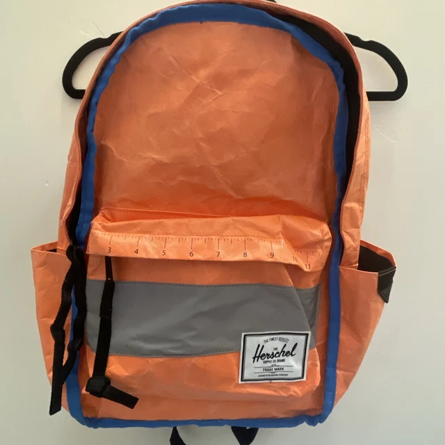 LIMITED EDITION HERSCHEL Supply Company Zumiez 100K Ying  display picture 3