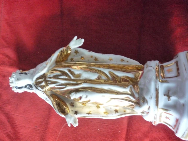 Vierge En Porcelaine De Paris | LE SOLEIL ROUGE