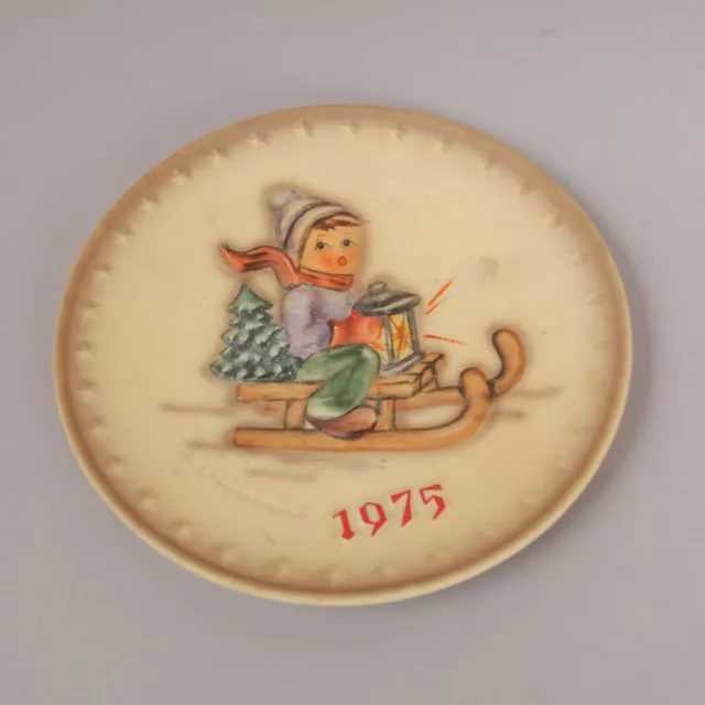 MJ Hummel Annual Collector Plate 1975 Hand Painted Western Germany GOEBEL Nice