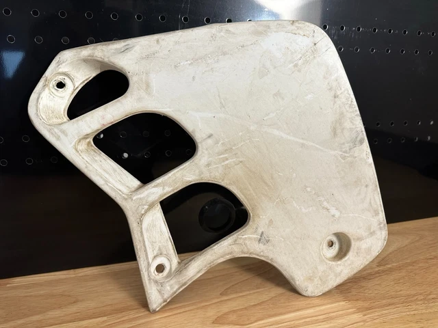 1989 Honda CR250R Right Side Radiator Shroud Plastic