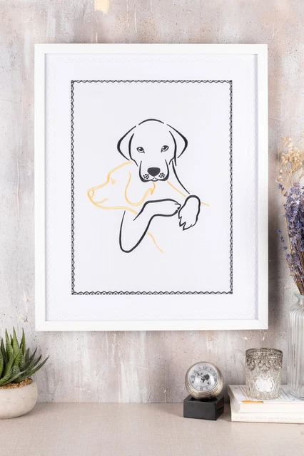 Abrazar perros - bordado enmarcado artesanal.
