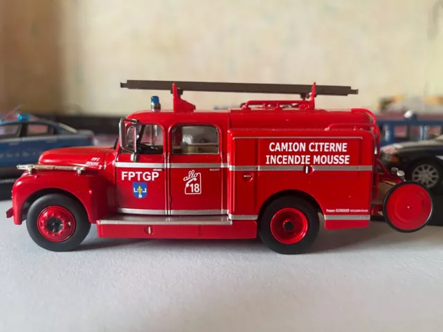 Camion Pompier - Citroen 55U - Guinard - Citerne Incendie Mousse - 1/43 - Ixo