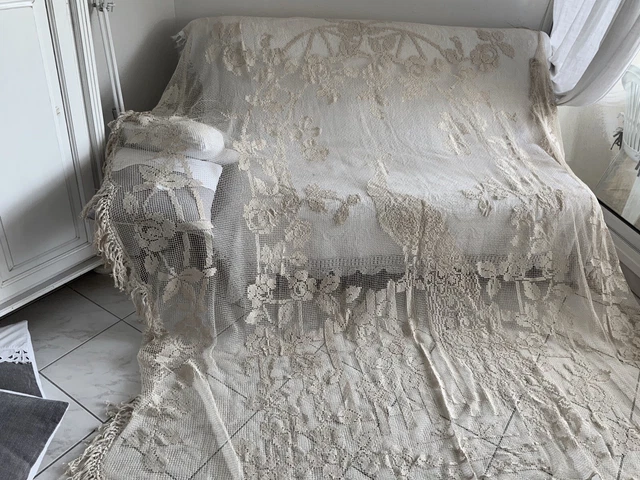Draps/Couvre-lits - DRAP ancien brodé, ajouré et