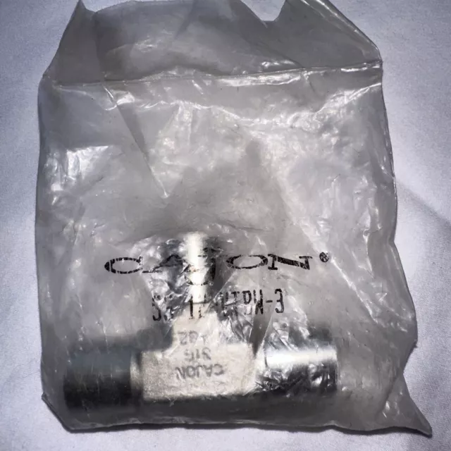 Cajon / Swagelok S/S Stainless Steel 3/4" Tee, T, 316, Part # Ss-12-Vtbw-3, New