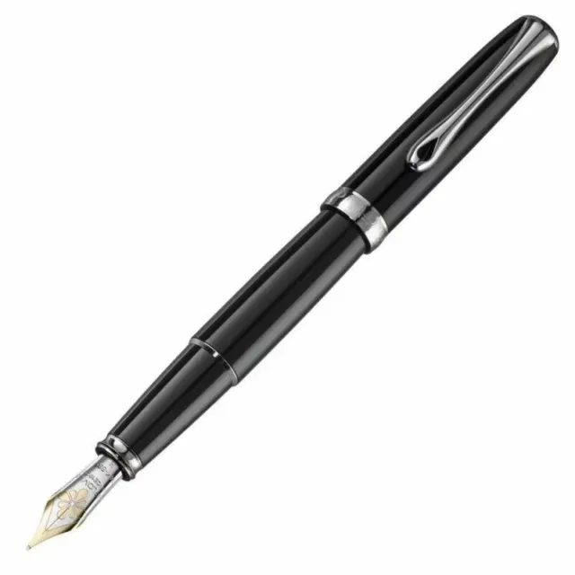 Diplomat Excellence A2 Black Lacquer 14ct Fountain Pen Extra Fine Nib D40202011