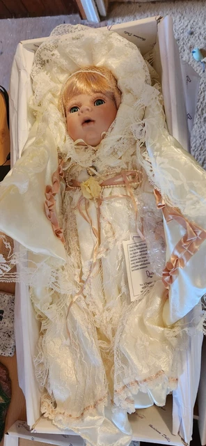 duck house heirloom doll , Never been out of box 2