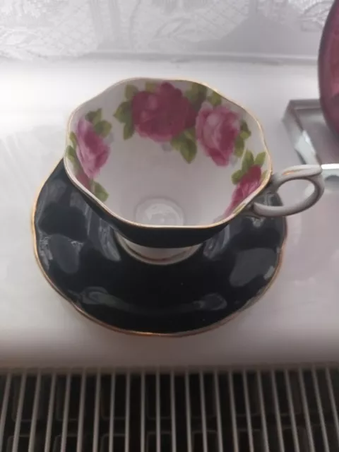 Vintage Royal Albert English Rose Black Tea Cup Saucer wIth Pink Roses Pattern 