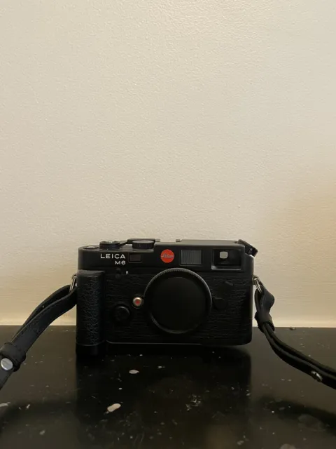 Leica M6 35mm Télémétrique Appareil Photo - Chrome Noir