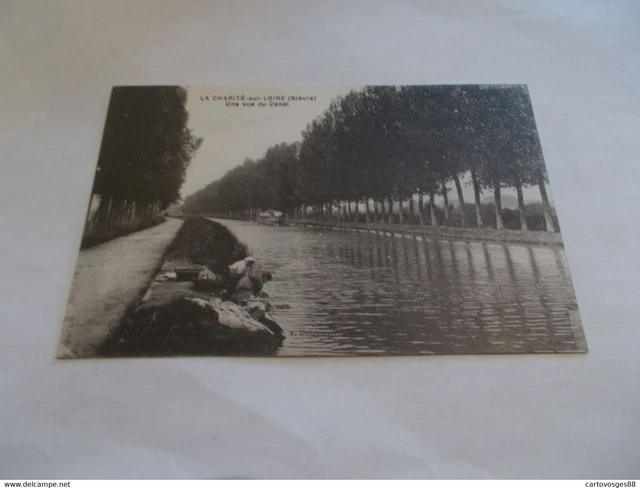 Cpa 58 La Charite Sur Loire  Nievre Canal Animees Lavandieres Peniche