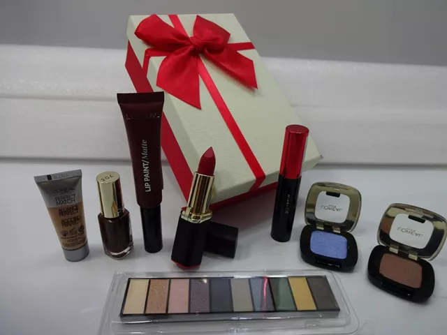 L'Oreal 7pc Make Up Beauty Bundle Gift Box, Gift Set For Women + Free Foundation