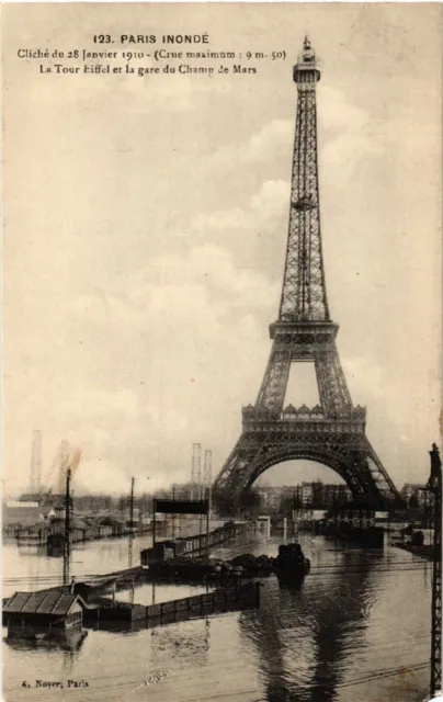CPA AK PARIS 7e La Tour Eiffel Gare du Champ de Mars Paris Inonde 1910 (534850)