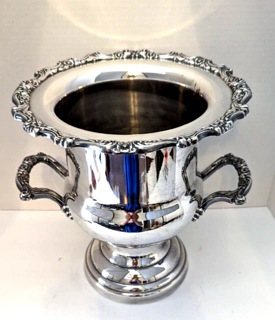 VINTAGE ONEIDA SILVER Plated Champagne Wine Chiller Ice Bucket Trophy