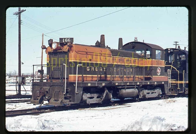 1970 GN Great Northern SW7 Locomotive #166 @ St Cloud MN - Vtg Railroad Slide