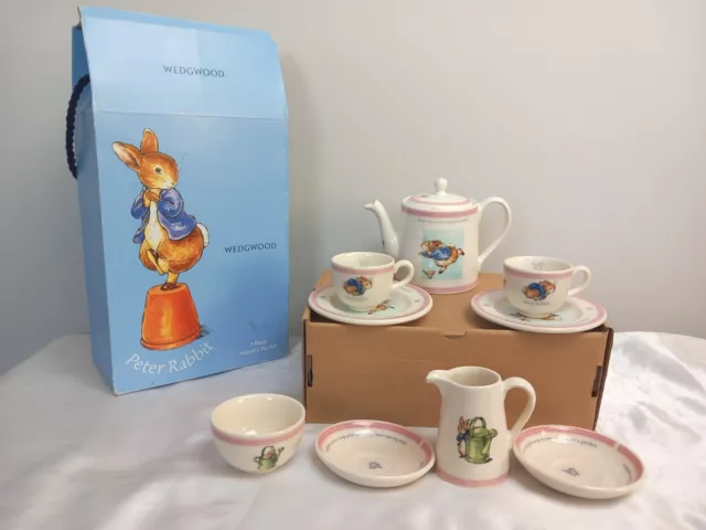 Peter rabbit tea deals set wedgwood