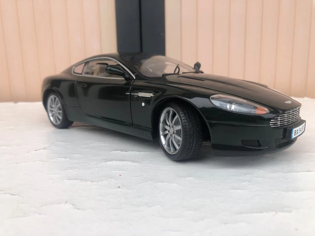 Collection Solido 1/43 voitures miniatures rééditions, Aston Martin DB9