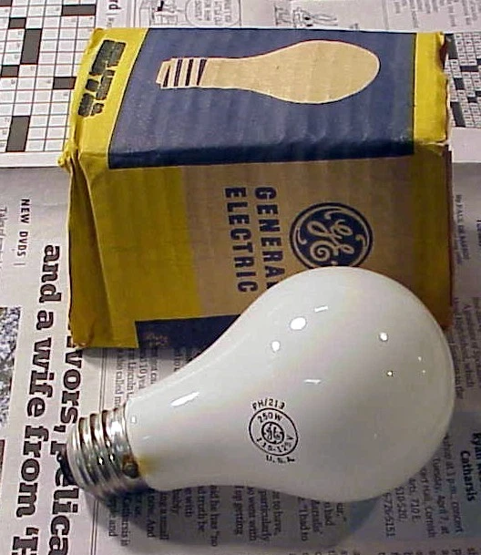 Lámpara ampliadora PH213 PH/213 GE | 250W | 115-120V | 3400K | ~ 7000 lúmenes | Reedición |