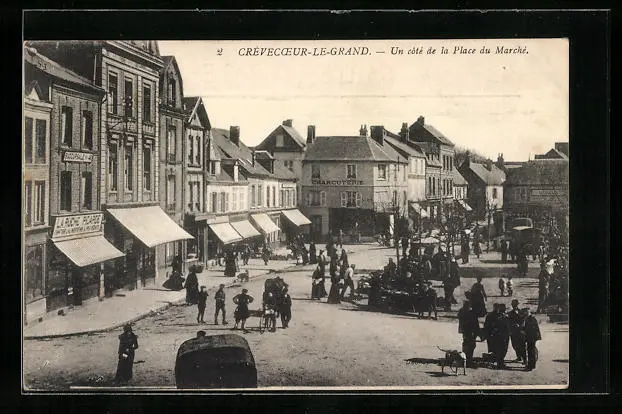 CPA Crèvecoeur-le-Grand, Un côté de la Place du Marché