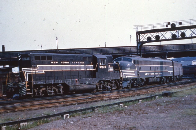 Duplicate  Train Slide New York Central GP-9 #5935 05/1960 St Louis MO