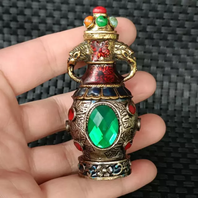 Ancient Chinese Silver and Green Faceted Gemstone Art Snuff Bottle