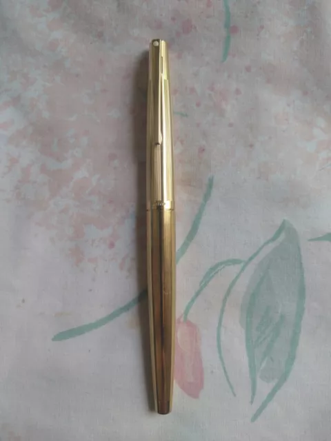 Sheaffer Imperial 14k Gold Medium Nib Fountain Pen