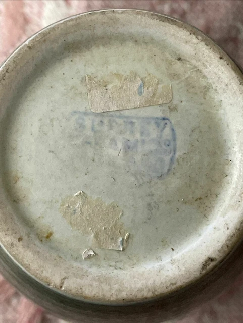 Surrey Ceramics Vase. SW57 2