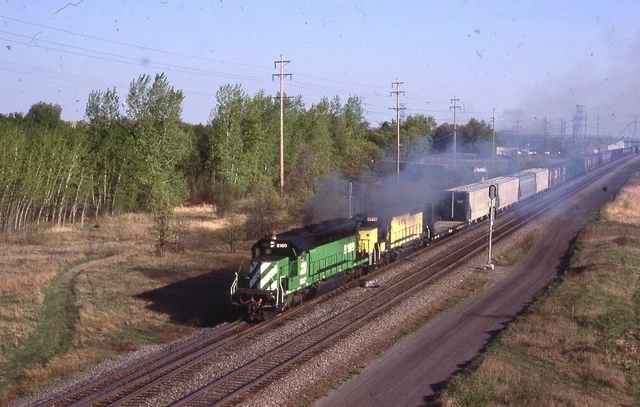 BN BURLINGTON NORTHERN CNW Railroad Train Locomotive COON CREEK MN Photo Slide